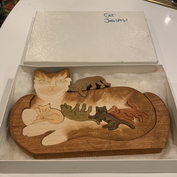 Vintage Handmade Cat Jigsaw puzzle in box - Picture 3 of 7